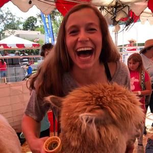 Meet your Posher, Adele